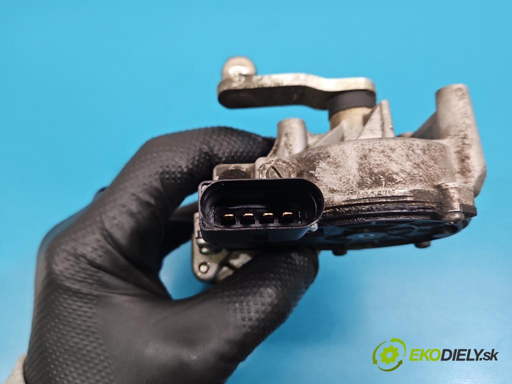 Skoda Rapid 2012-2019 1.2 TSI 86 hp manual 63 kW 1197 cm3 5- motor stěračů přední 5JB955113