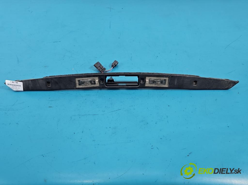 Jeep Cherokee KL 2013-2023 2.0 multijet: 140 HP manual 103 kW 1956 cm3 5- zaslepka: zadné 