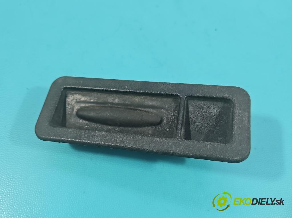 Jeep Cherokee KL 2013-2023 2.0 multijet 140 hp manual 103 kW 1956 cm3 5- klika kufrových dveří zadní