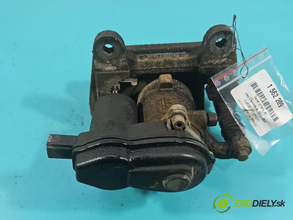 Jeep Cherokee KL 2013-2023 2.0 multijet 140 hp manual 103 kW 1956 cm3 5- brzdič zadní levý  (Klika dveří ostatní)