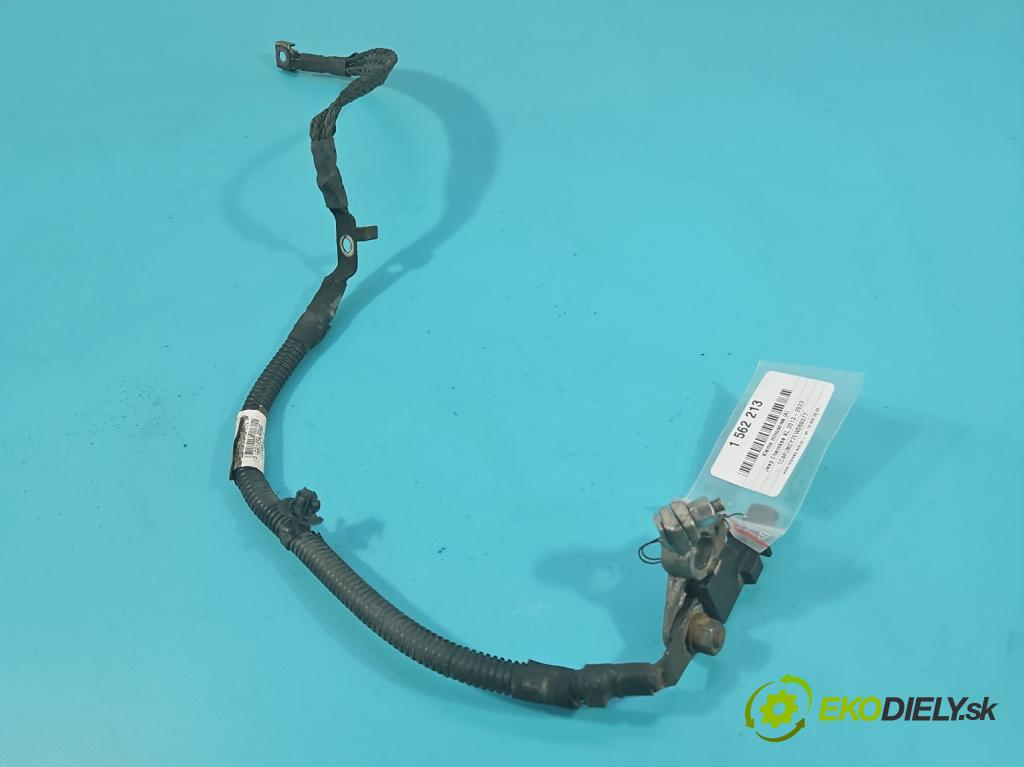 Jeep Cherokee KL 2013-2023 2.0 multijet: 140 HP manual 103 kW 1956 cm3 5- kontakt mínus: 04692269AI