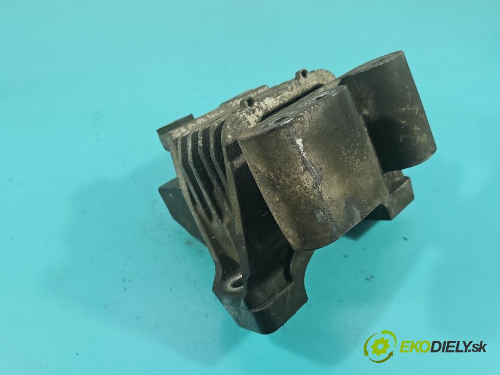 Jeep Cherokee KL 2013-2023 2.0 multijet 140 hp manual 103 kW 1956 cm3 5- Polštář: motoru P68102281AF (Držák motoru)