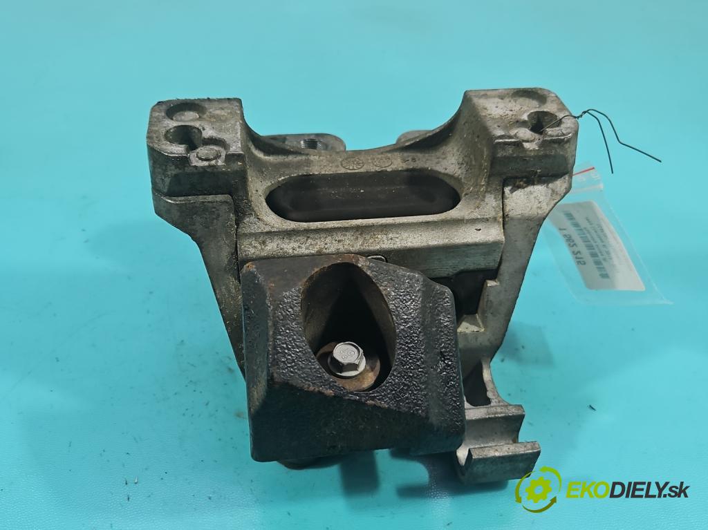 Jeep Cherokee KL 2013-2023 2.0 multijet 140 hp manual 103 kW 1956 cm3 5- Polštář: motoru P68102281AF (Držák motoru)