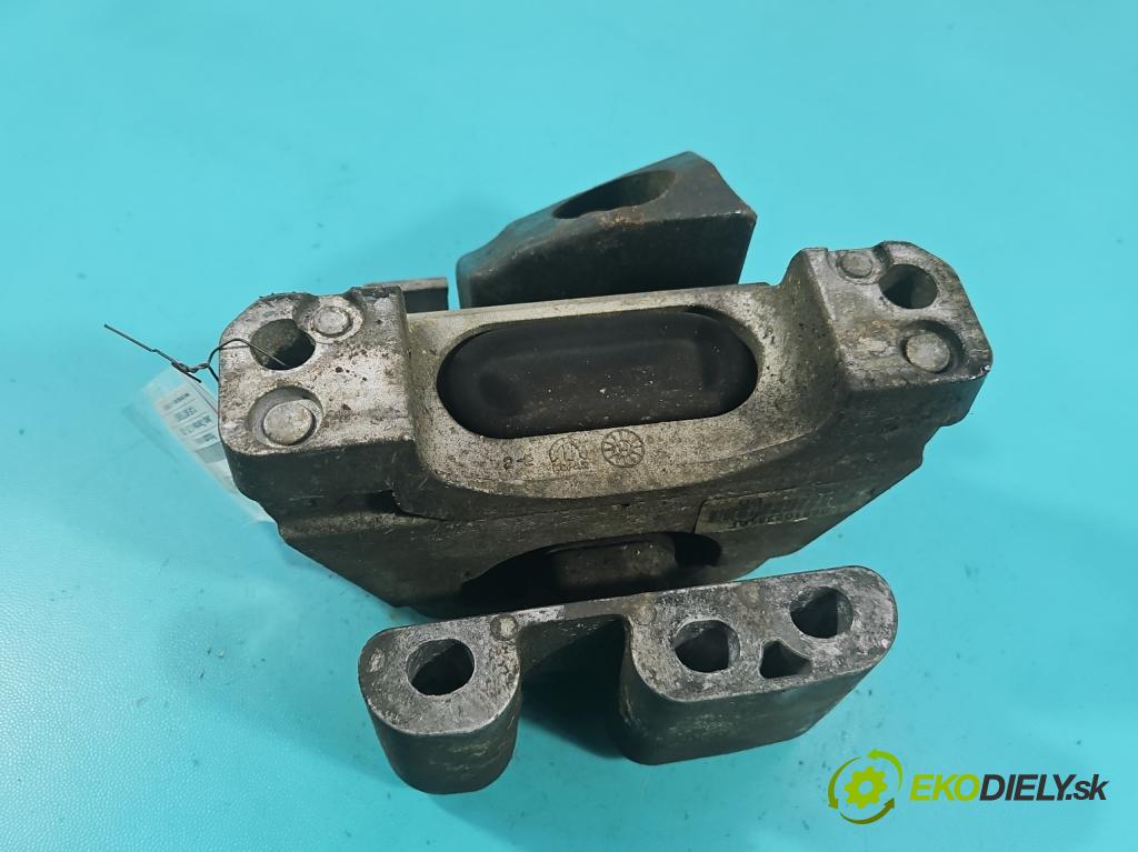 Jeep Cherokee KL 2013-2023 2.0 multijet 140 hp manual 103 kW 1956 cm3 5- Polštář: motoru P68102281AF (Držák motoru)