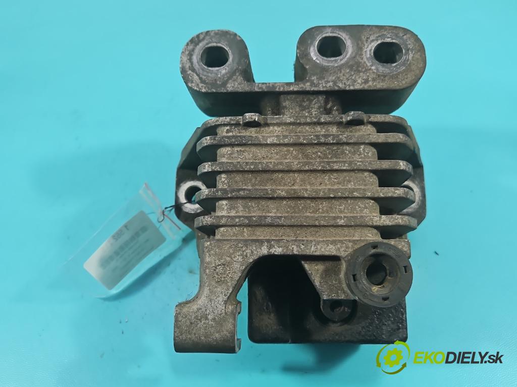 Jeep Cherokee KL 2013-2023 2.0 multijet 140 hp manual 103 kW 1956 cm3 5- Polštář: motoru P68102281AF (Držák motoru)