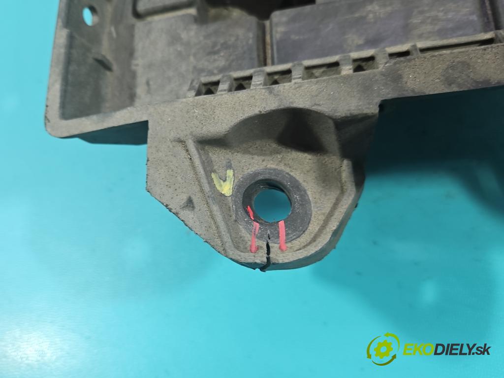 Jeep Cherokee KL 2013-2023 2.0 multijet: 140 HP manual 103 kW 1956 cm3 5- obal akumulatora 68186053A