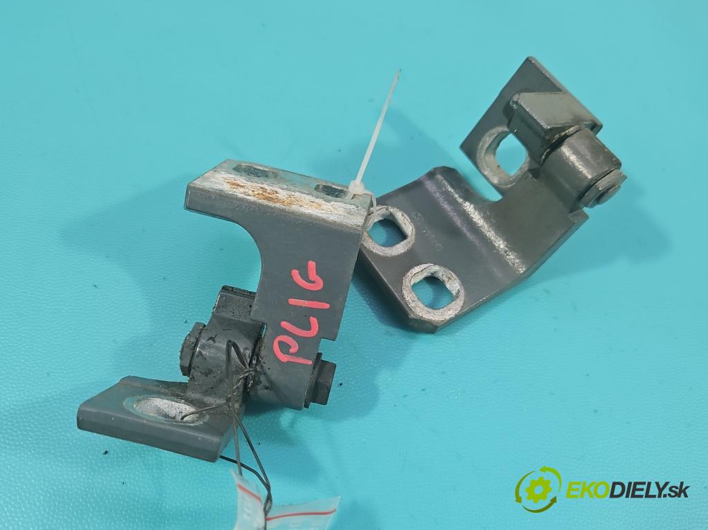 Jeep Cherokee KL 2013-2023 2.0 multijet 140 hp manual 103 kW 1956 cm3 5- Závěs: dveře přední levý 19795C