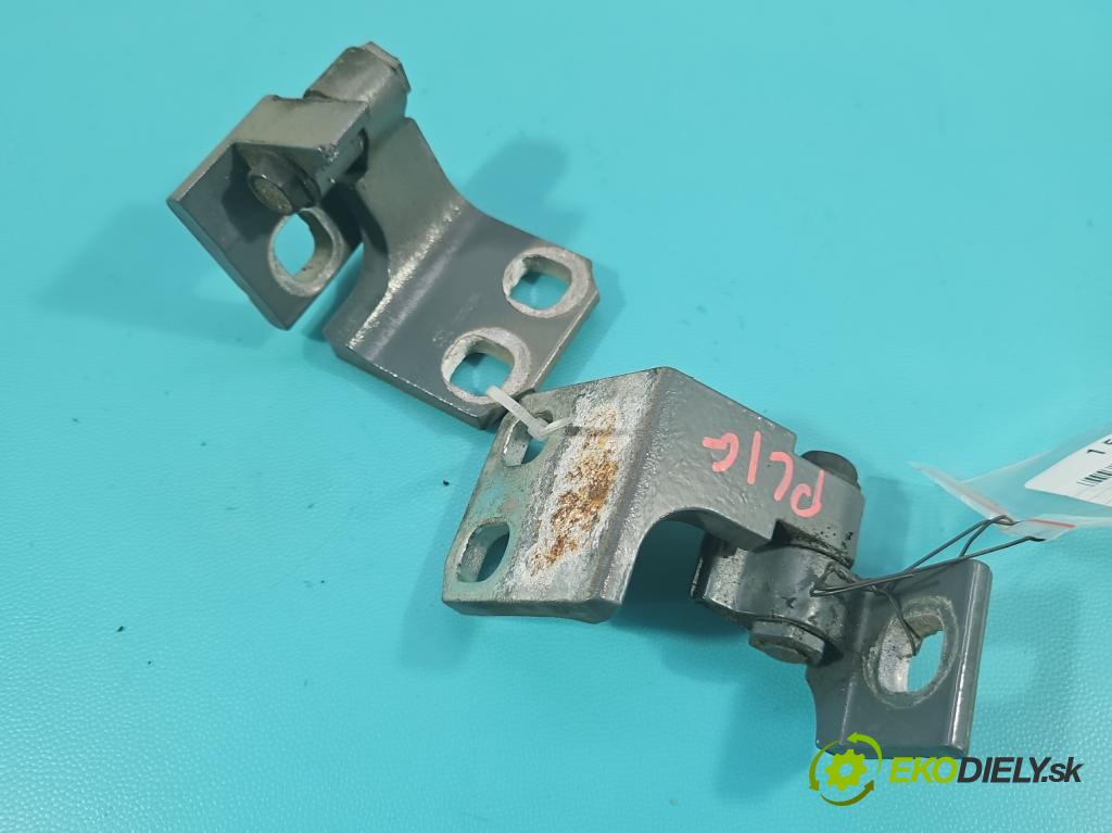 Jeep Cherokee KL 2013-2023 2.0 multijet 140 hp manual 103 kW 1956 cm3 5- Závěs: dveře přední levý 19795C