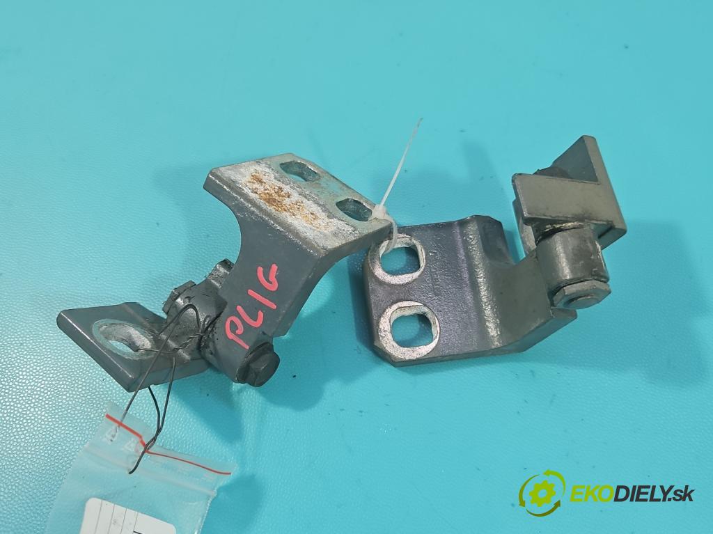 Jeep Cherokee KL 2013-2023 2.0 multijet 140 hp manual 103 kW 1956 cm3 5- Závěs: dveře přední levý 19795C