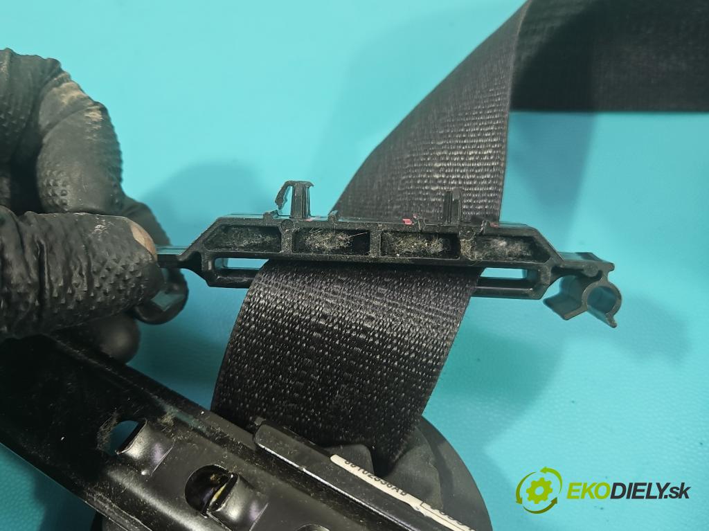 Jeep Cherokee KL 2013-2023 2.0 multijet: 140 HP manual 103 kW 1956 cm3 5- pas bezpečnosť: predné ľavý 625193100B