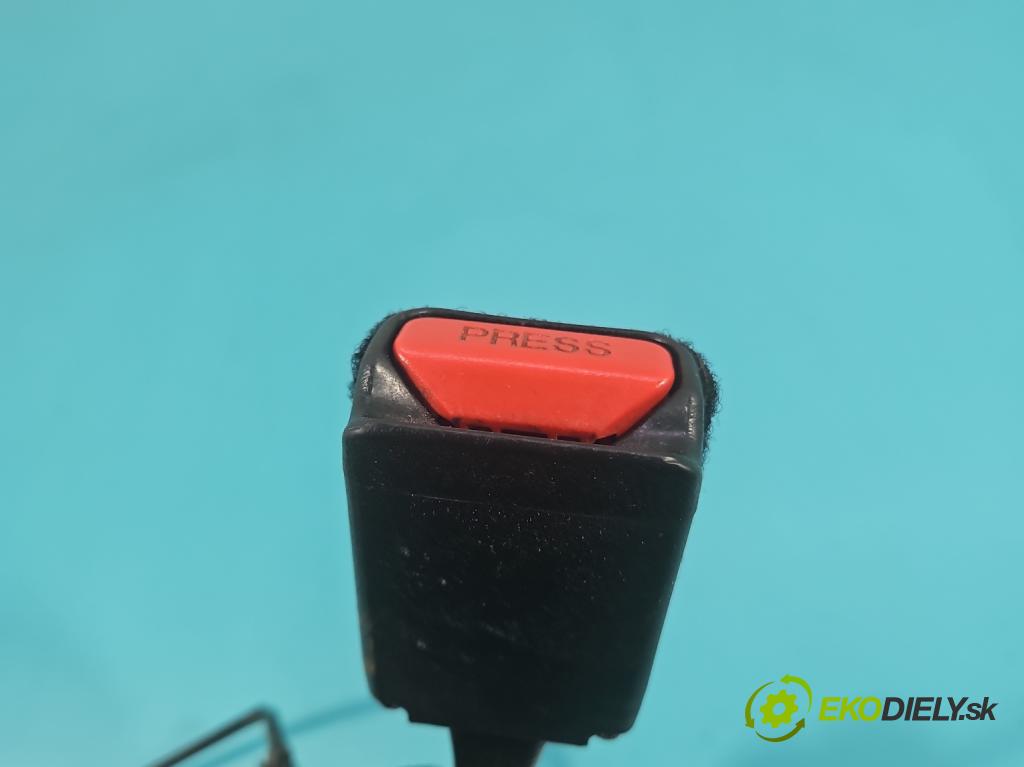 Jeep Cherokee KL 2013-2023 2.0 multijet: 140 HP manual 103 kW 1956 cm3 5- pas bezpečnosť: predné ľavý