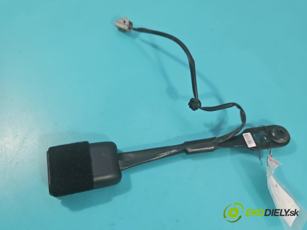 Jeep Cherokee KL 2013-2023 2.0 multijet: 140 HP manual 103 kW 1956 cm3 5- pas bezpečnosť: predné ľavý