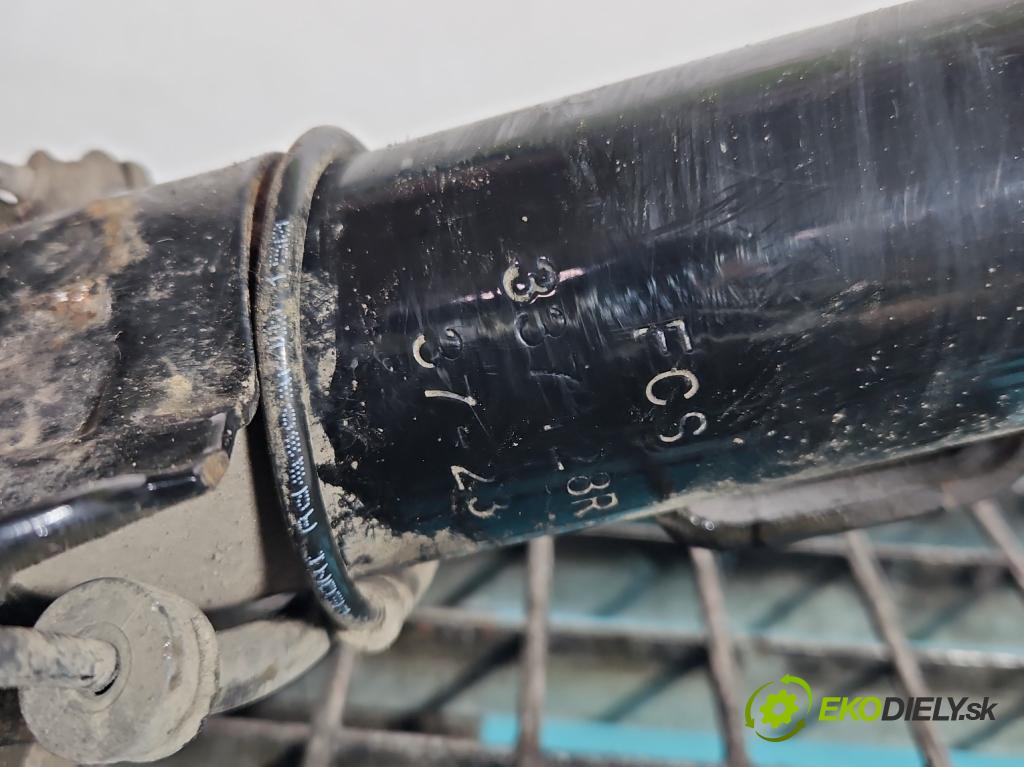 Jeep Cherokee KL 2013-2023 2.0 multijet: 140 HP manual 103 kW 1956 cm3 5- tlmič predné pravý  (Kľučka dverí ostatné)