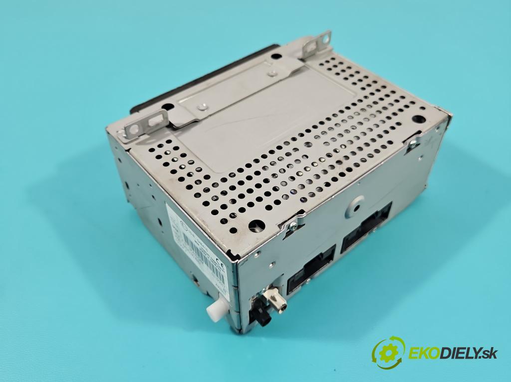 Ford Focus Mk3 2010-2018 1.5 EcoBoost: 150 hp manual 110 kW 1498 cm3 4- Radio továrna: F1BT-18C815-GAM