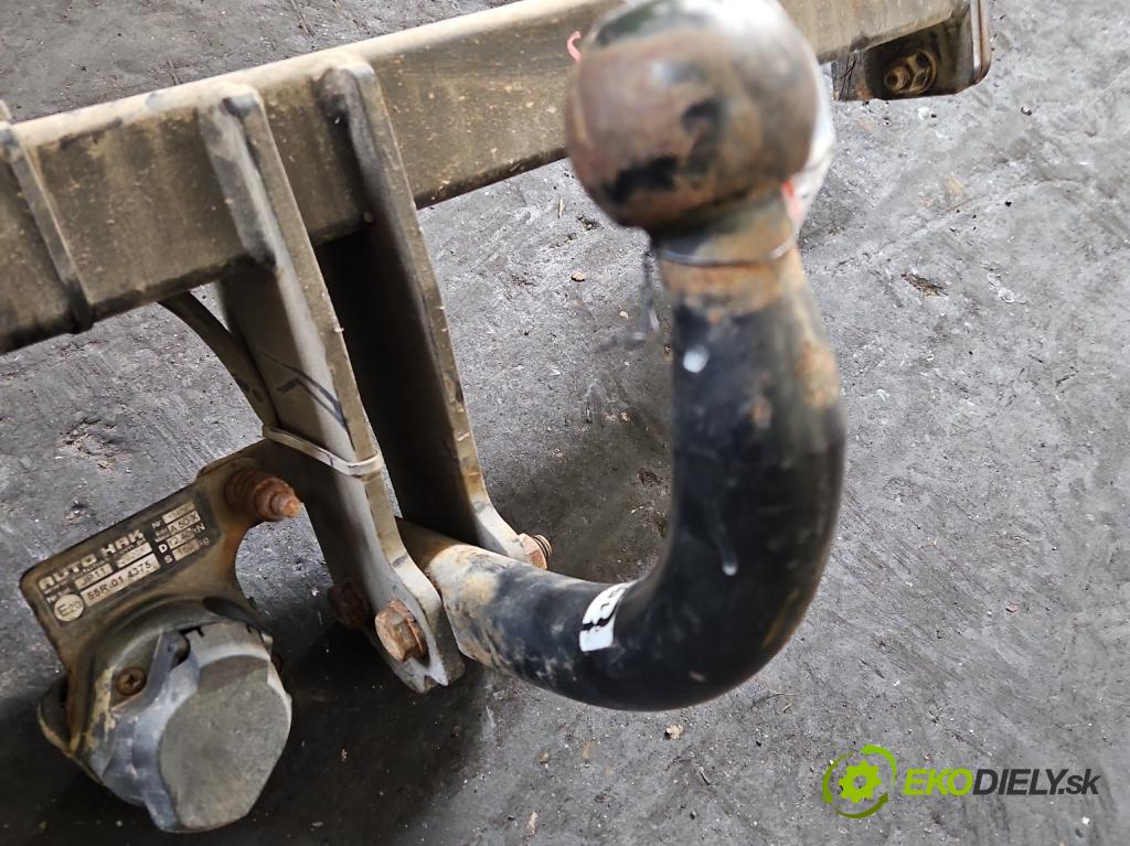 Jeep Cherokee KL 2013-2023 2.0 multijet 140 hp manual 103 kW 1956 cm3 5- oko tažné  (Tažné zařízení)