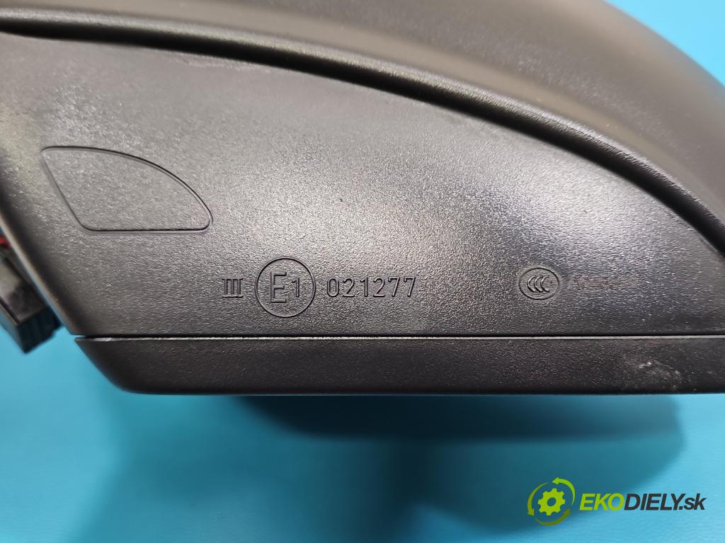 Vw Golf VII 2012-2020 1.2 TSI 86 HP manual 63 kW 1197 cm3 5- zrkadlo ľavé  (Kľučka dverí ostatné)