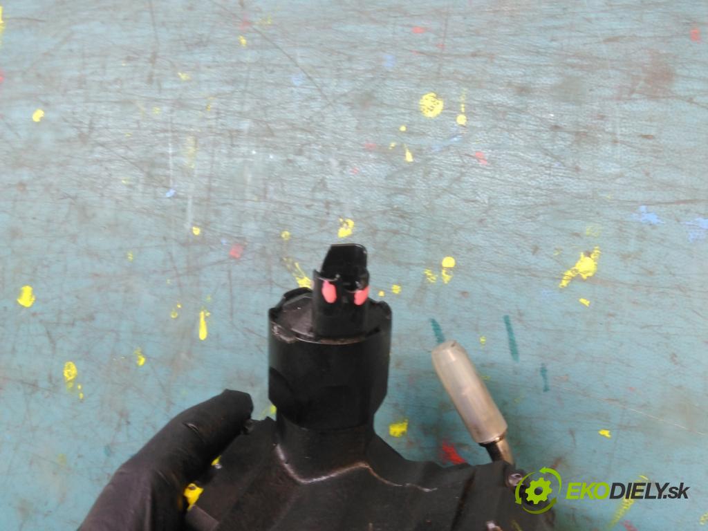 Peugeot 407 2.0 hdi 136 HP manual 100 kW 1997 cm3 5- čerpadlo vstrekovacia 9658193980 (Vstrekovacie čerpadlo)