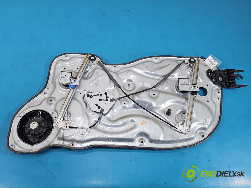 Kia Ceed I 2006-2012 1.4 16V 105 HP manual 77 kW 1396 cm3 3- mechanizmus okna predné ľavý 402185A