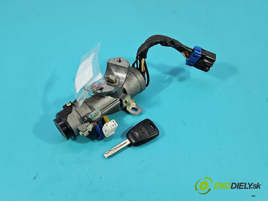 Kia Ceed I 2006-2012 1.4 16V 105 HP manual 77 kW 1396 cm3 3- Spínačka  (Spínacia skrinka)