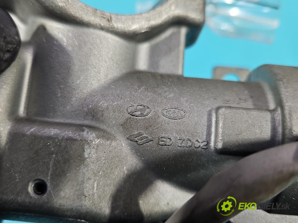 Kia Ceed I 2006-2012 1.4 16V 105 HP manual 77 kW 1396 cm3 3- Spínačka  (Spínacia skrinka)