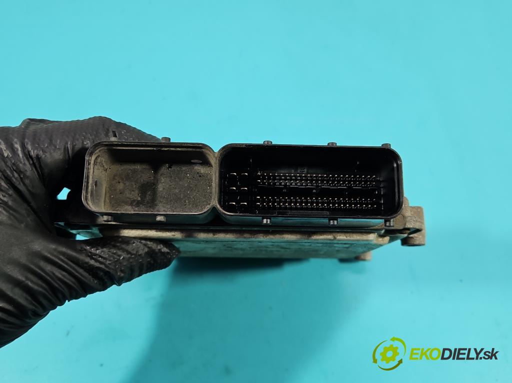 Kia Ceed I 2006-2012 1.4 16V 105 HP manual 77 kW 1396 cm3 3- riadiaca jednotka motora 0261201852