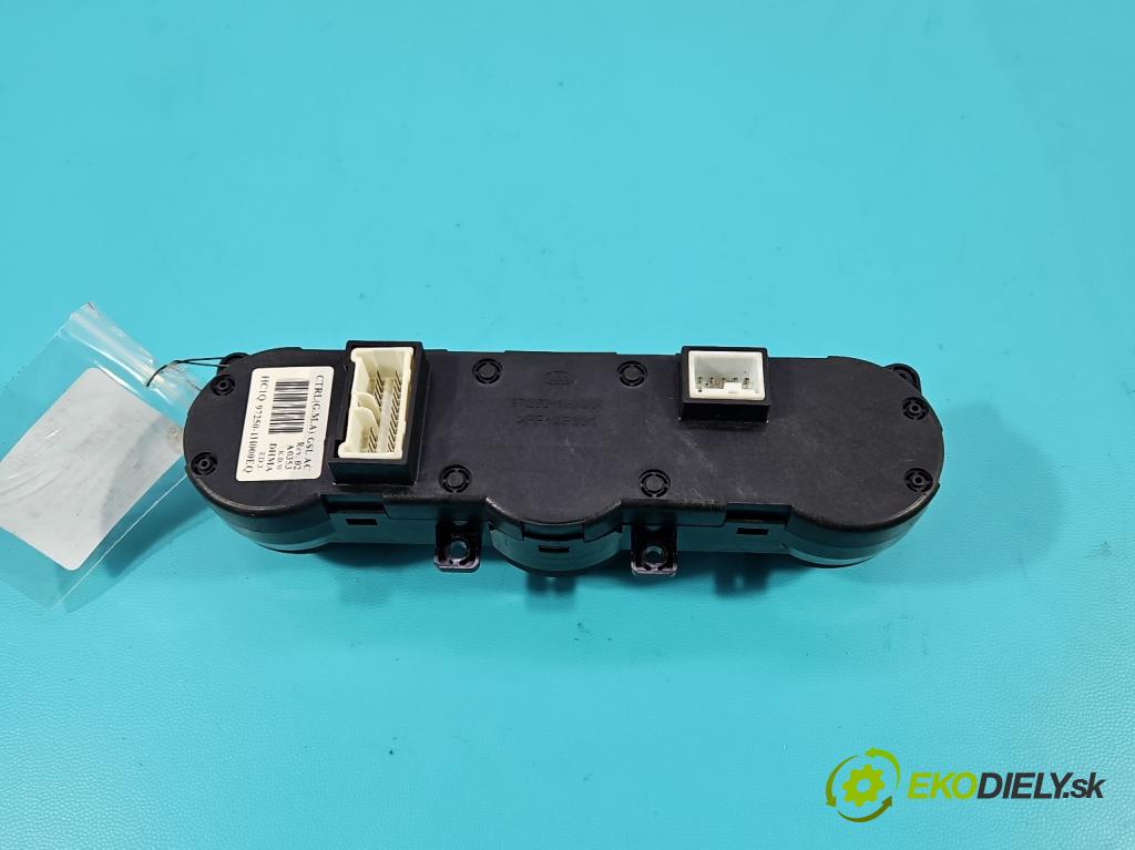 Kia Ceed I 2006-2012 1.4 16V 105 HP manual 77 kW 1396 cm3 3- panel kúrenia 97250-1HXXX