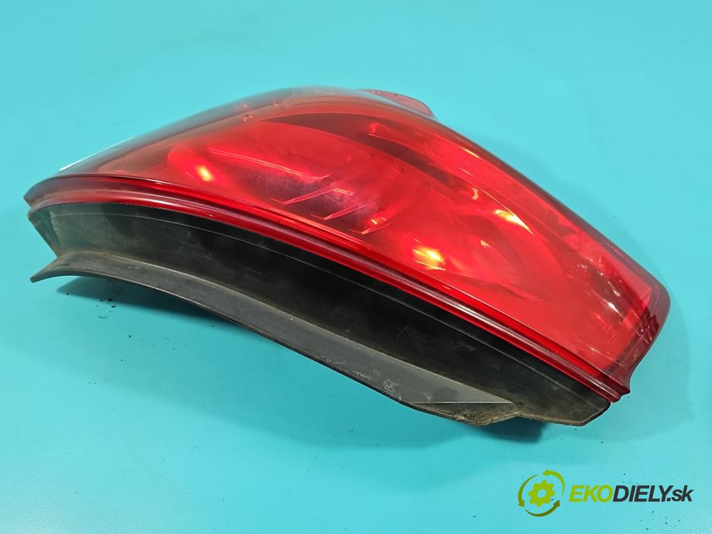 Kia Ceed I 2006-2012 1.4 16V 105 HP manual 77 kW 1396 cm3 3- svetlo / reflektor zadné ľavé 009735-01 (Kľučka dverí ostatné)