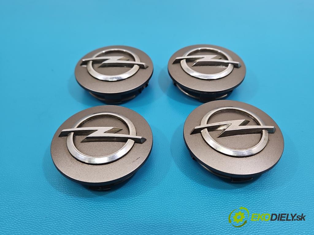 Opel Insignia A 2008-2017 2.0 cdti B20DTH: 170 HP manual 125 kW 1956 cm3 4- Viečka: felg komplet