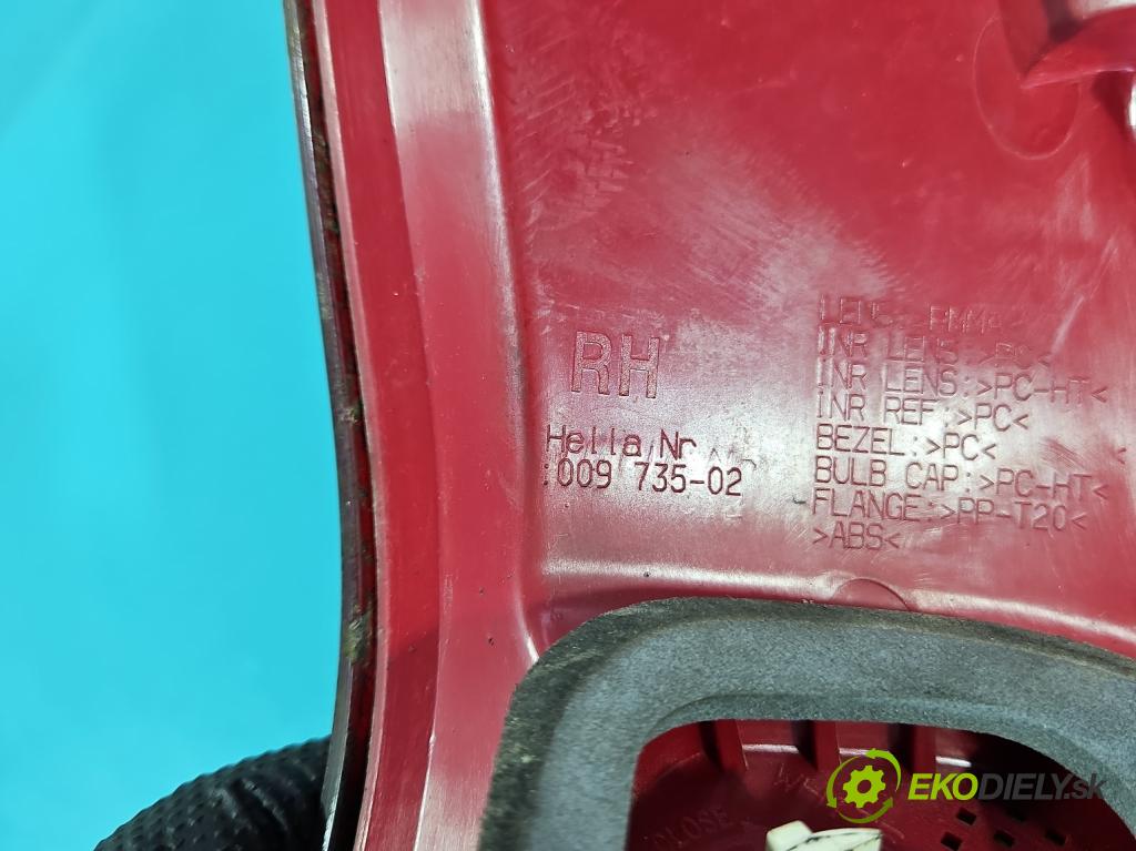 Kia Ceed I 2006-2012 1.4 16V 105 hp manual 77 kW 1396 cm3 3- světlo zadní pravé  (Klika dveří ostatní)