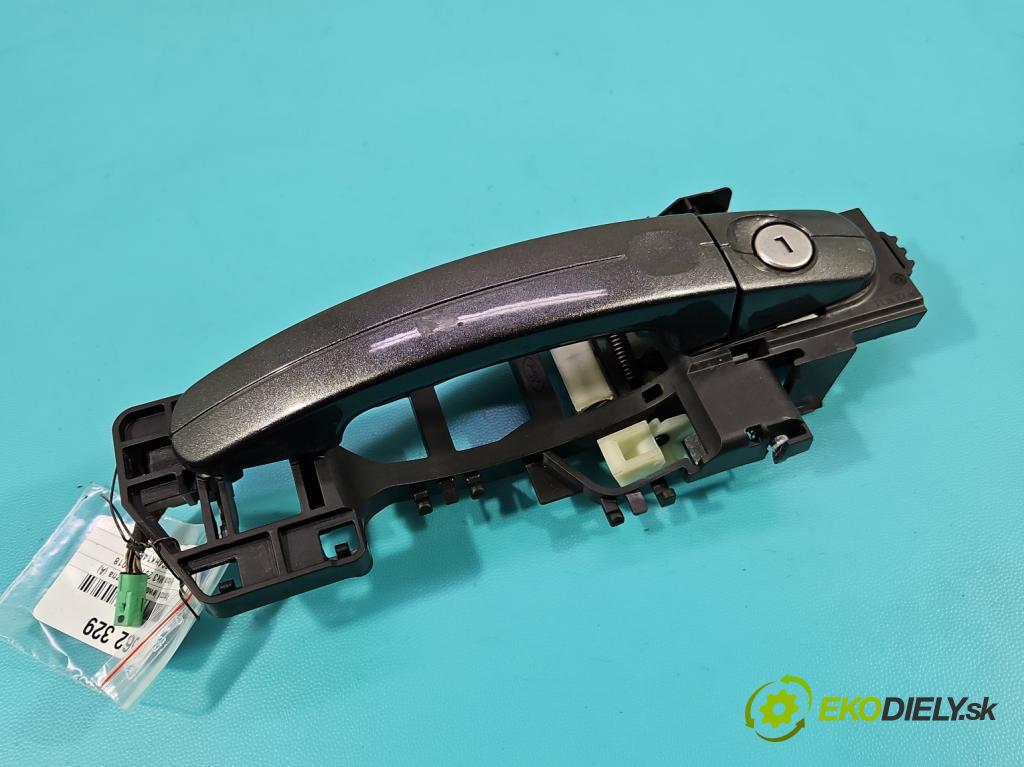 Ford Focus Mk3 2010-2018 1.5 EcoBoost: 150 hp manual 110 kW 1498 cm3 4- klika přední levé  (Vnější přední levá klika dveří)