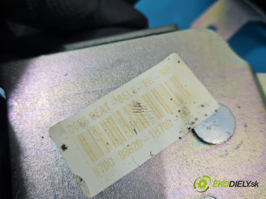 Kia Ceed I 2006-2012 1.4 16V 105 hp manual 77 kW 1396 cm3 3- kokpit,přistrojova deska