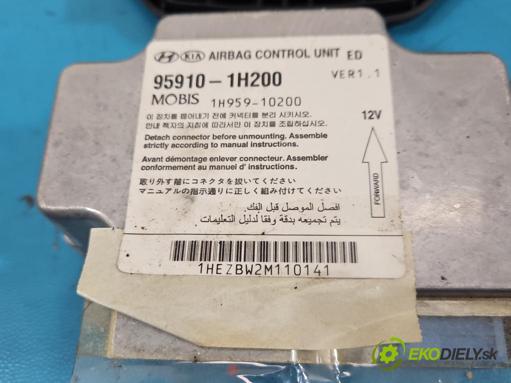 Kia Ceed I 2006-2012 1.4 16V 105 hp manual 77 kW 1396 cm3 3- kokpit,přistrojova deska