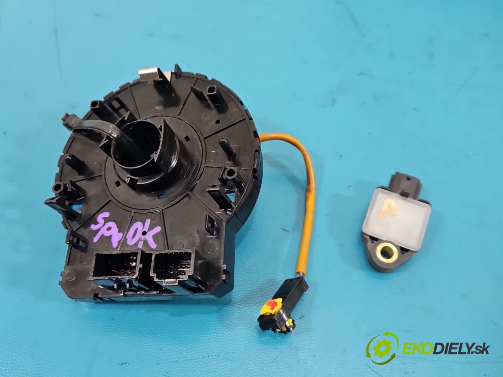 Kia Ceed I 2006-2012 1.4 16V 105 hp manual 77 kW 1396 cm3 3- kokpit,přistrojova deska