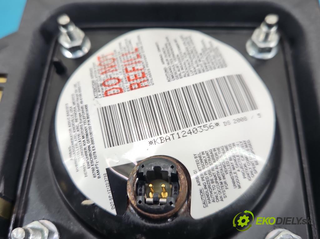 Kia Ceed I 2006-2012 1.4 16V 105 hp manual 77 kW 1396 cm3 3- kokpit,přistrojova deska