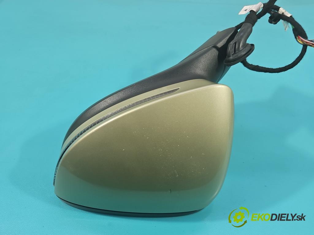 Skoda Superb IV 2023- 2.0 TDI 150 HP automatic 110 kW 1968 cm3 5- zrkadlo ľavé  (Kľučka dverí ostatné)