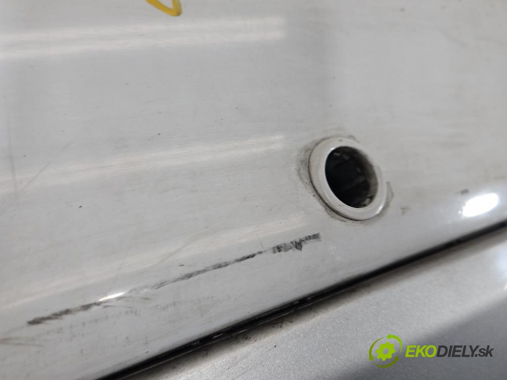 Ford Kuga Mk1 2008-2013 2.0 tdci 136hp manual 100 kW 1997 cm3 5- nárazník zadní  (Klika dveří ostatní)