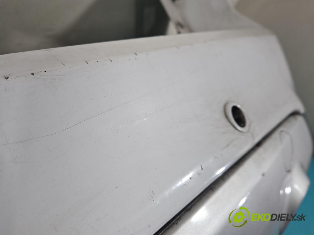 Ford Kuga Mk1 2008-2013 2.0 tdci 136hp manual 100 kW 1997 cm3 5- nárazník zadní  (Klika dveří ostatní)