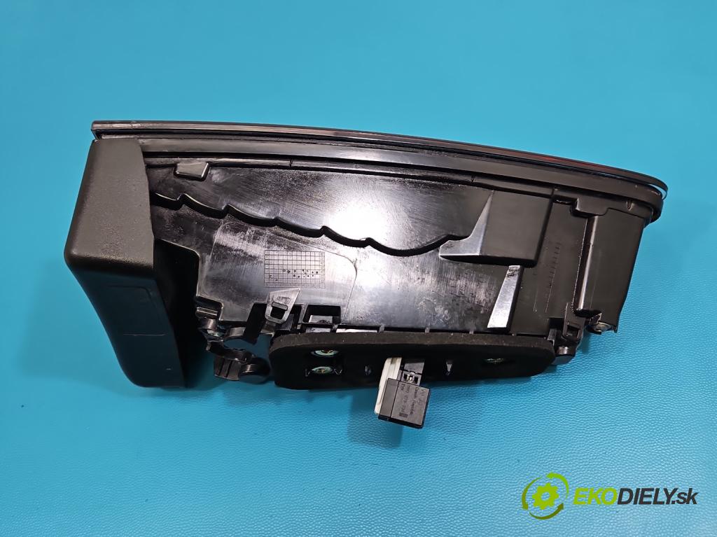 Skoda Superb IV 2023- 2.0 TDI 150 HP automatic 110 kW 1968 cm3 5- svetlo / reflektor zadné ľavé 3P0945093 (Kľučka dverí ostatné)