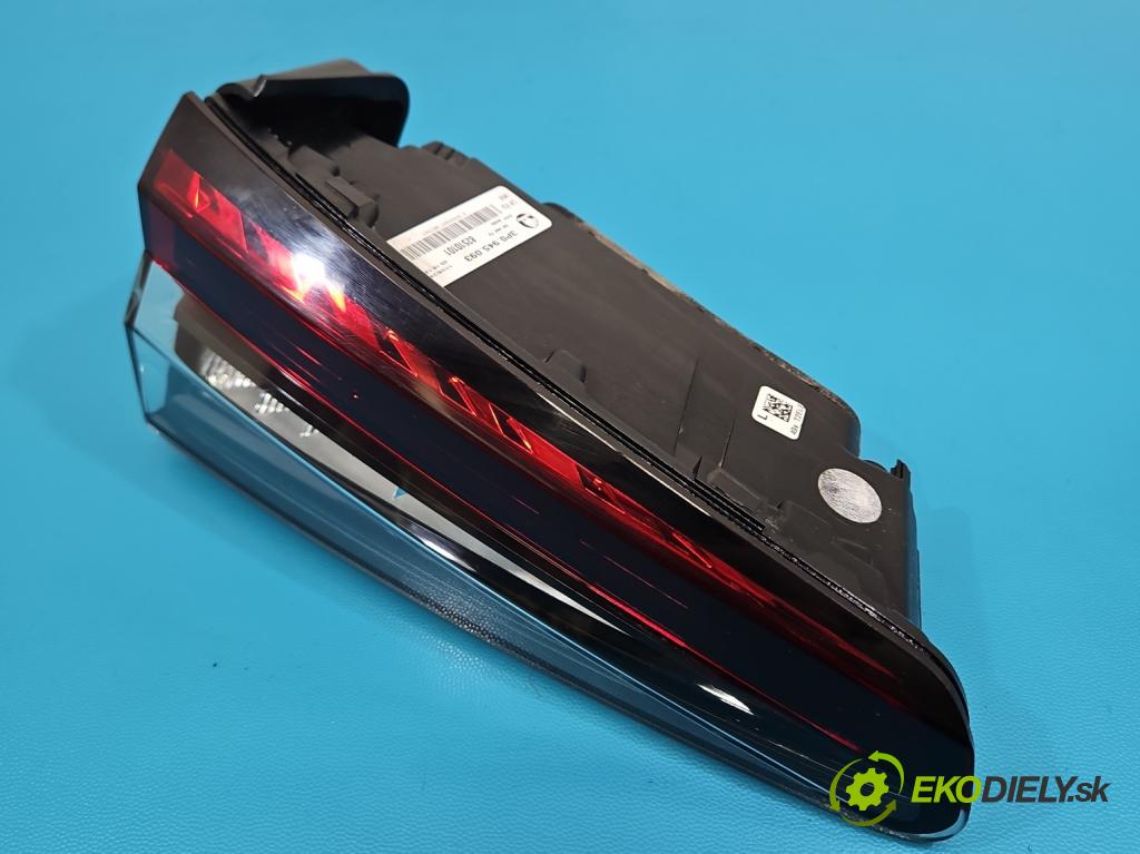 Skoda Superb IV 2023- 2.0 TDI 150 HP automatic 110 kW 1968 cm3 5- svetlo / reflektor zadné ľavé 3P0945093 (Kľučka dverí ostatné)