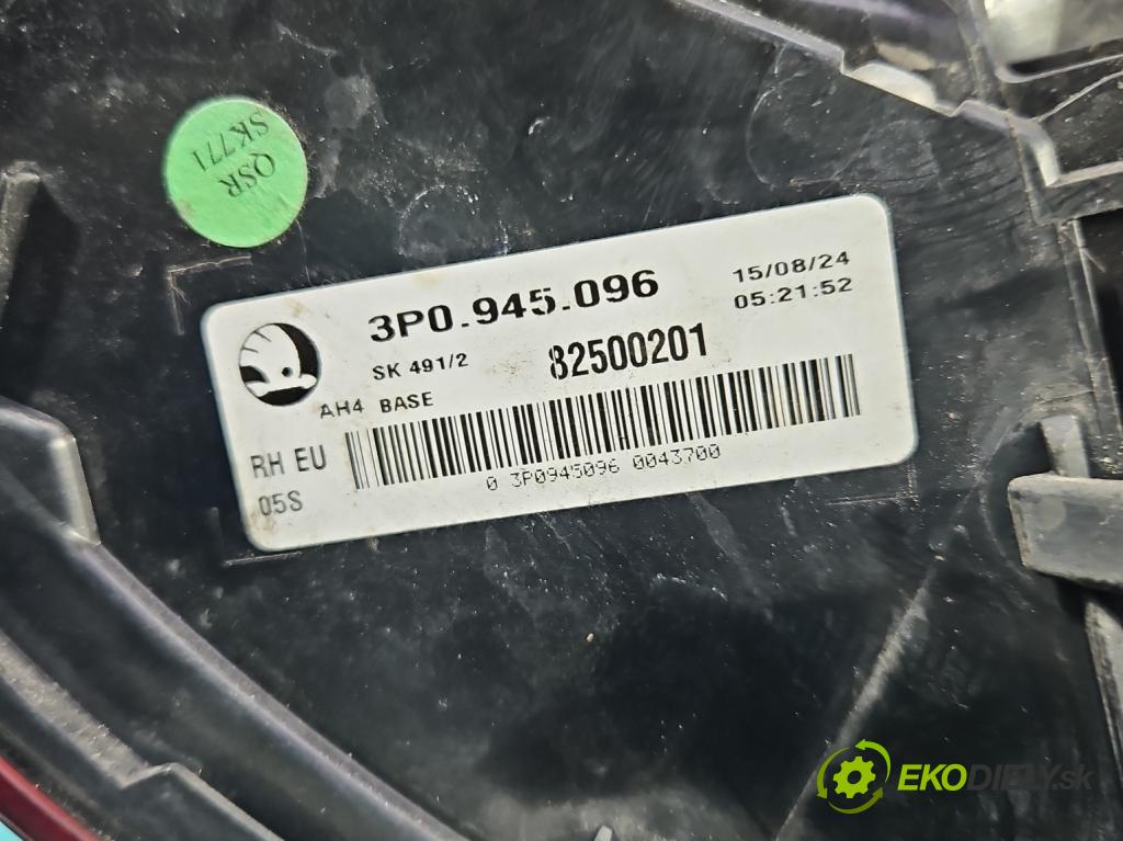 Skoda Superb IV 2023- 2.0 TDI 150 HP automatic 110 kW 1968 cm3 5- svetlo / reflektor zadné pravé 3P0945096 (Kľučka dverí ostatné)