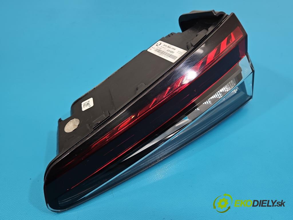 Skoda Superb IV 2023- 2.0 TDI 150 hp automatic 110 kW 1968 cm3 5- světlo zadní pravé 3P0945094 (Klika dveří ostatní)