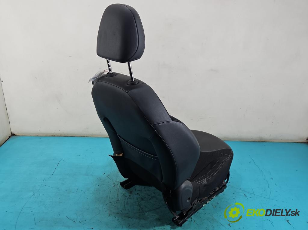 Citroen DS3 2010-2016 1.6 hdi 92 HP manual 68 kW 1560 cm3 3- Sedačka ľavý  (Sedadlo)