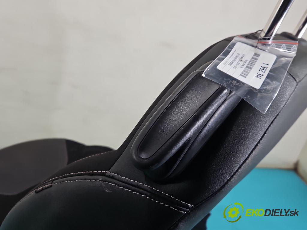 Citroen DS3 2010-2016 1.6 hdi 92 HP manual 68 kW 1560 cm3 3- Sedačka ľavý  (Sedadlo)