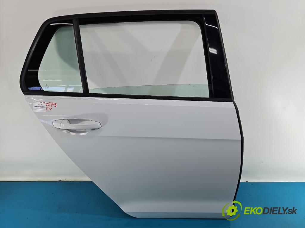 Vw Golf VII 2012-2020 1.2 TSI 86 HP manual 63 kW 1197 cm3 5- dvere zadné pravé  (Kľučka dverí ostatné)