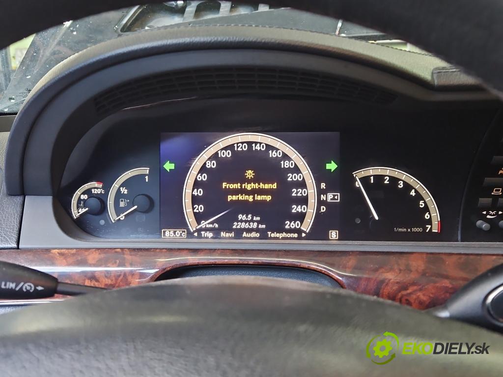 Mercedes S W221 2005-2013 3.5 V6 272 hp automatic 200 kW 3498 cm3 4- Přístrojová deska A2215404147 (Přístrojová deska)