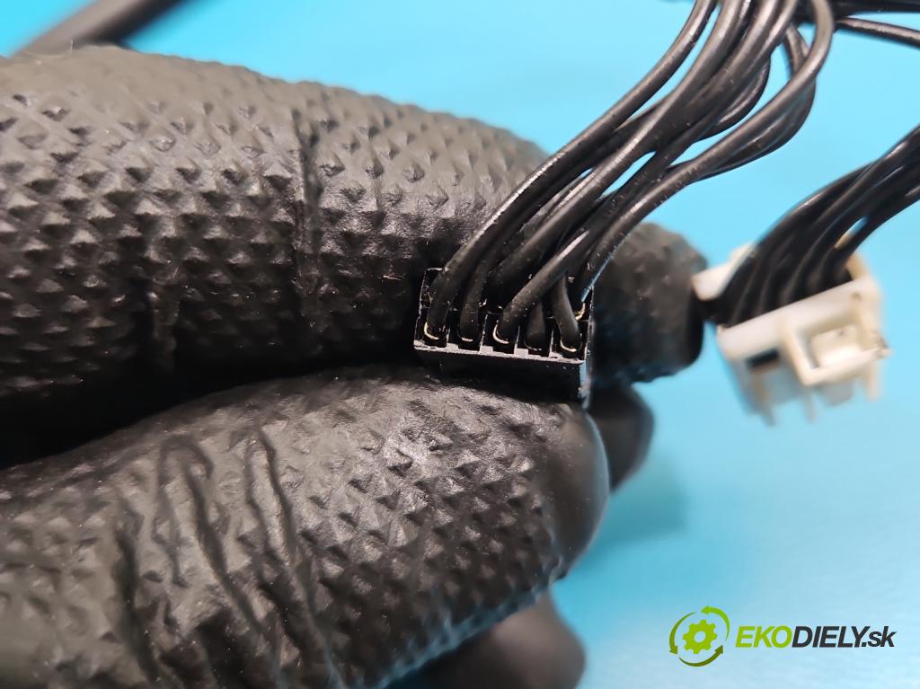 Mercedes S W221 2005-2013 3.5 V6 272 HP automatic 200 kW 3498 cm3 4- zrkadlo ľavé  (Kľučka dverí ostatné)