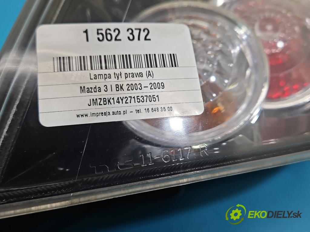 Mazda 3 I BK 2003-2009 1.6 citd 109 HP manual 80 kW 1560 cm3 5- svetlo / reflektor zadné pravé  (Kľučka dverí ostatné)