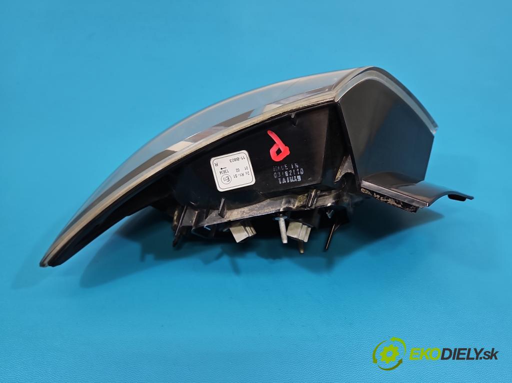 Mazda 3 I BK 2003-2009 1.6 citd 109 HP manual 80 kW 1560 cm3 5- svetlo / reflektor zadné pravé  (Kľučka dverí ostatné)