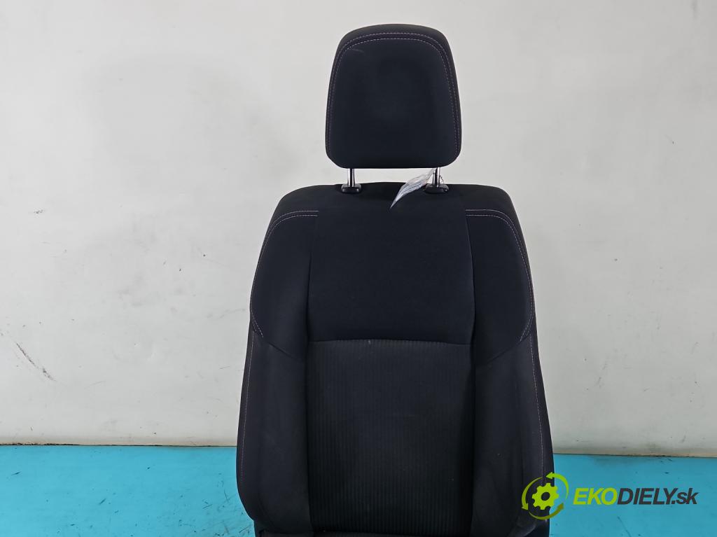 Toyota Rav4 IV 2013-2018 2.0 D4D 124 hp manual 91 kW 1998 cm3 5- Sedadlo levý  (Sedadlo)