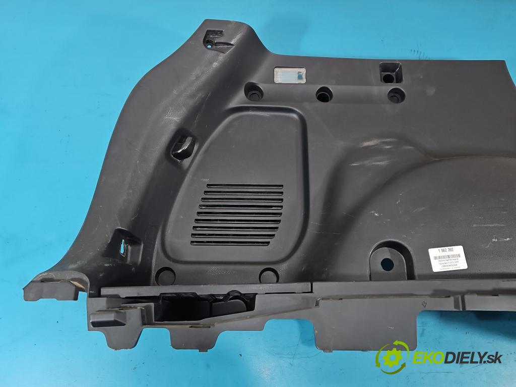 Toyota Rav4 IV 2013-2018 2.0 D4D 124hp manual 91 kW 1998 cm3 5- Čalounictví: kufra: ľavé 64740-42072